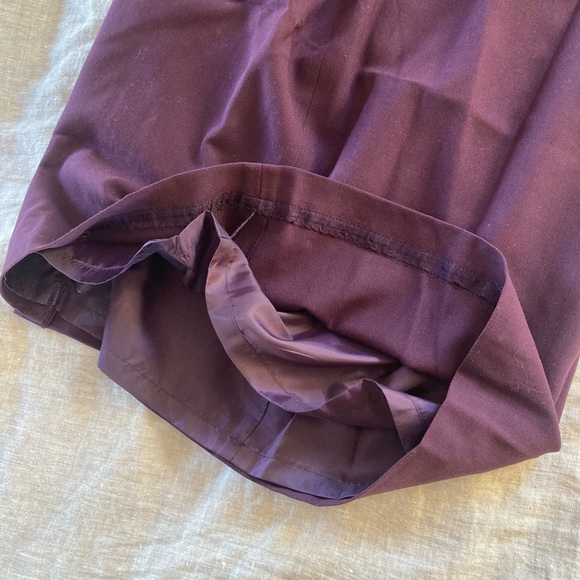 100% Wool Skirt with lining - Picture 8 of 9